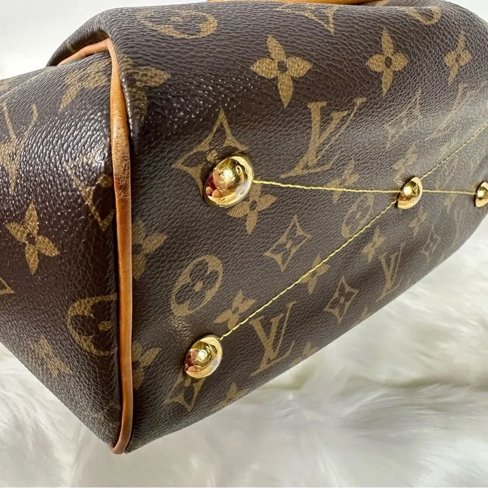Louis Vuitton LV Authentic Trivoli Monogram PM Shoulder Bag Purse